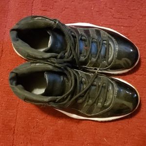 Jordan 11s